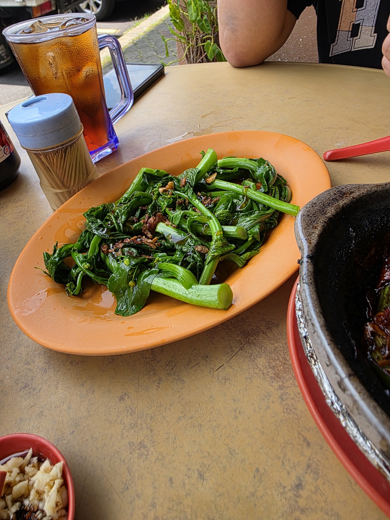 油菜 (Vegetables)