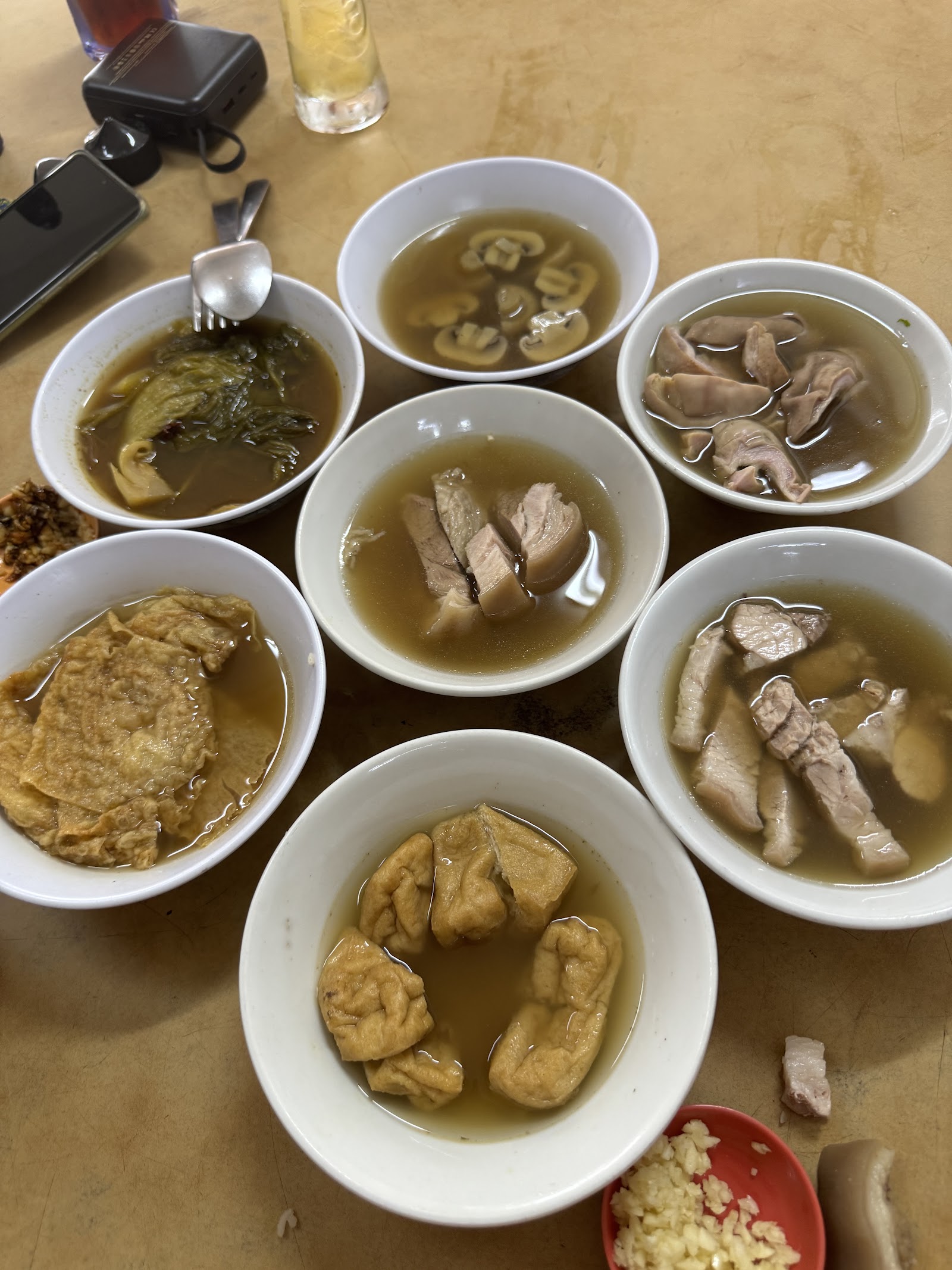 亚山肉骨茶王 9
