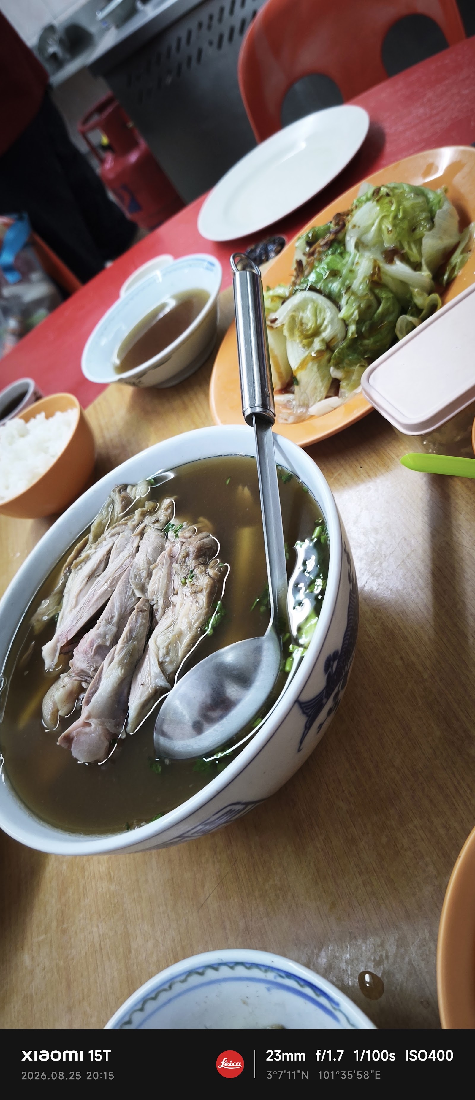 亚山肉骨茶王 12